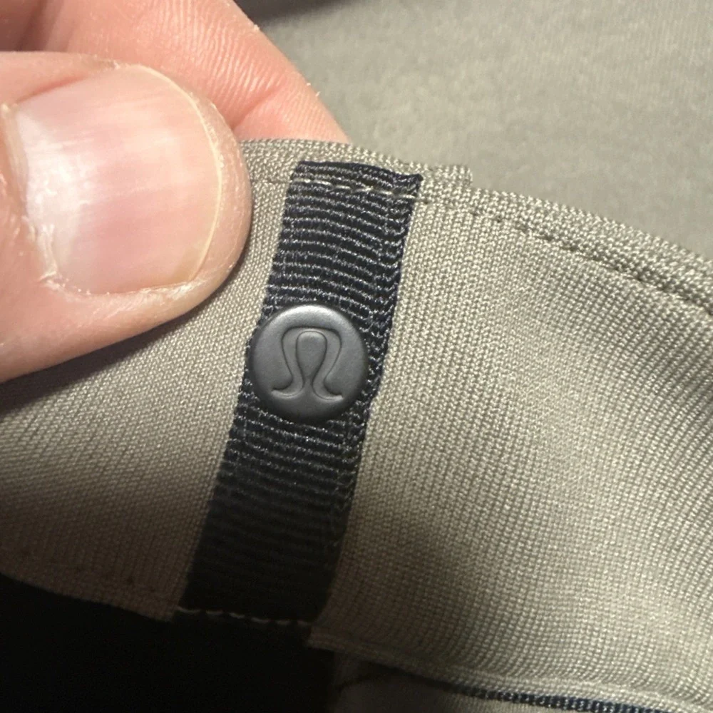 Lululemon Pants Men's 40x29 ABC 5-Pocket Stretch Chino Casual Pleated